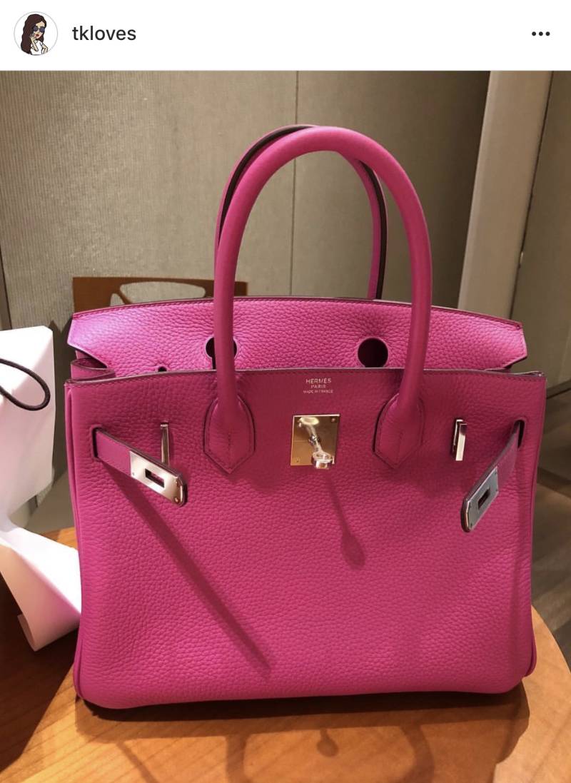 Hermès F/W 2017 Rose Pourpre color is a balance between hot pink