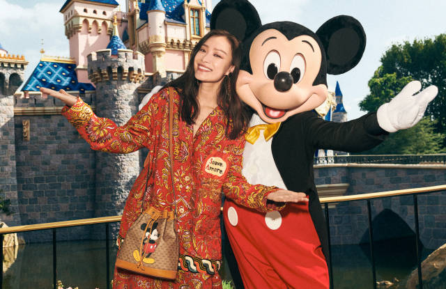 gucci mickey mouse purse