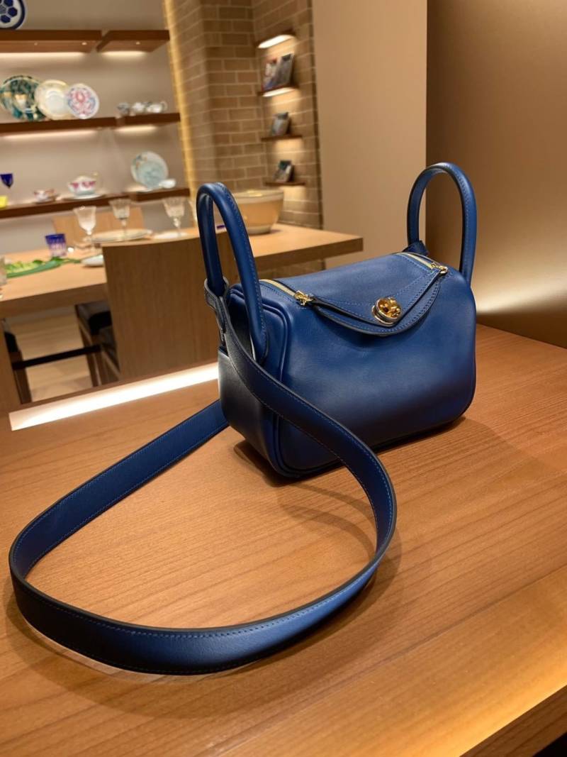 The Hermès Mini Lindy: All the Info You've Been Waiting for - PurseBop