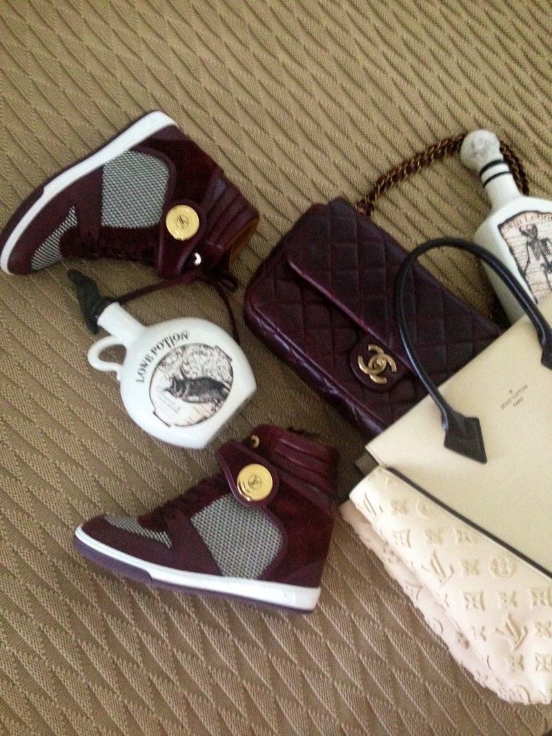 chanel sneakers outfit