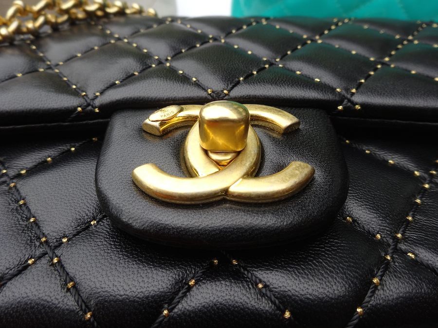 Silver or Gold? How To Choose The Hardware on Your Chanel Classic Flap (or  any) HandBag 