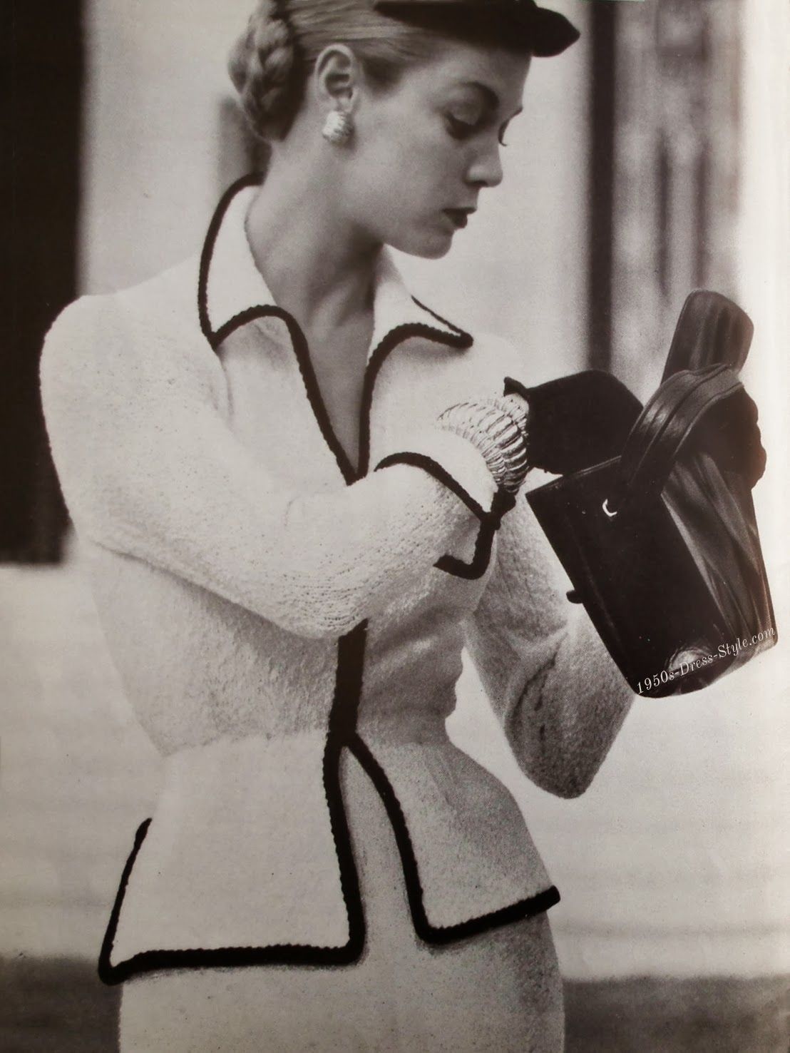 vogue-knitting-patterns-vintage-1950s-No-127-Cardigans