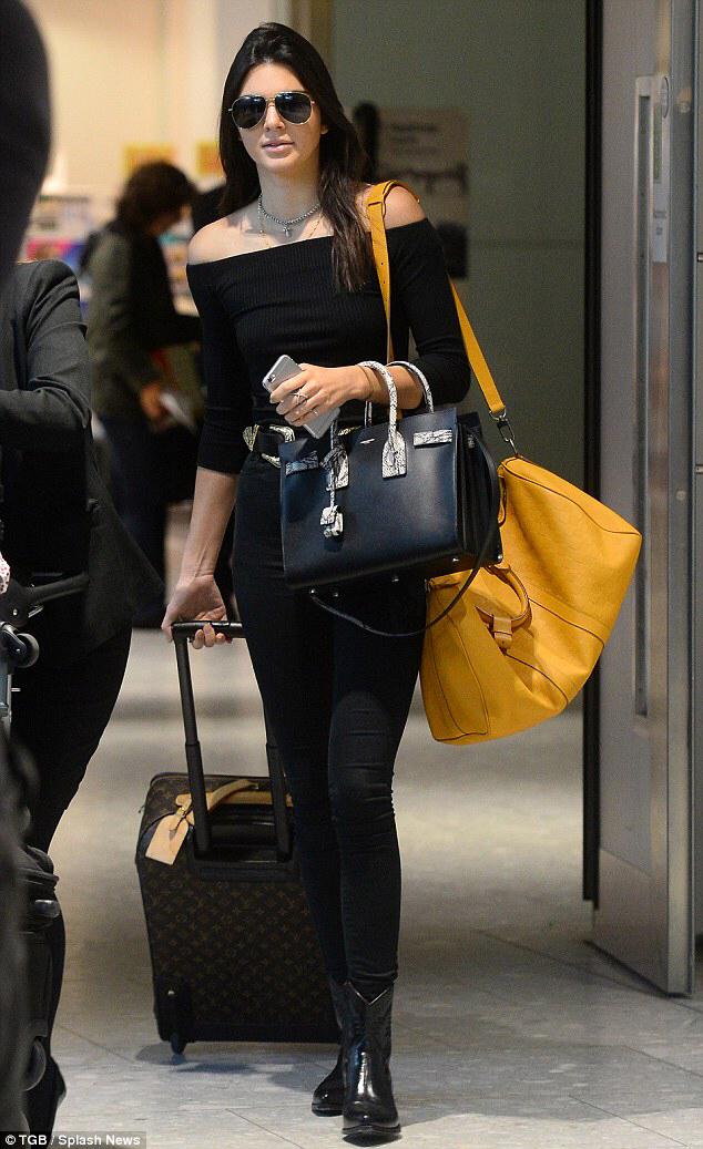 Kendall Jenner LOVES Saint Laurent Sac De Jour - PurseBop