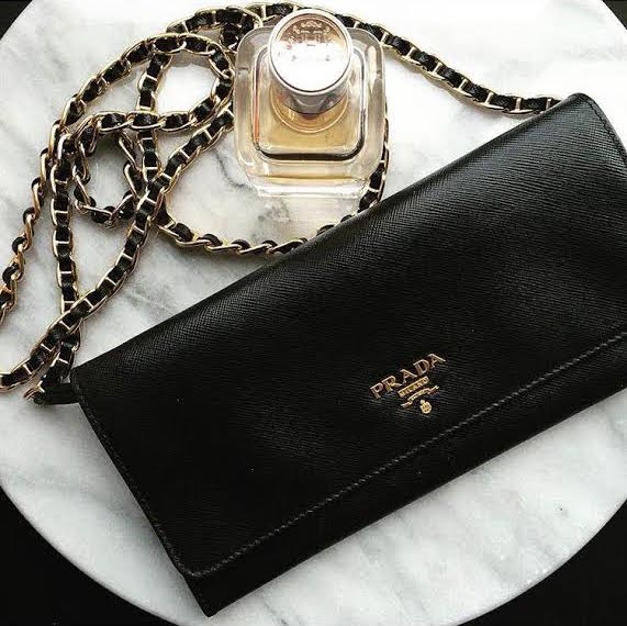 Chanel vs. YSL Wallet on Chain Comparison (WOC) - PurseBop