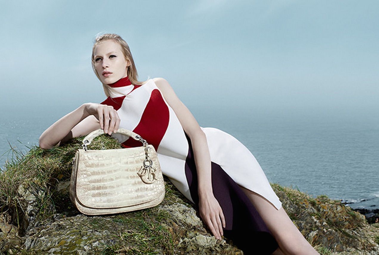 Wallpaper Anna Ewers, Stella Tennant, Top Fashion Models 2015, model,  blonde, brunette, bag, red, Celebrities #3162