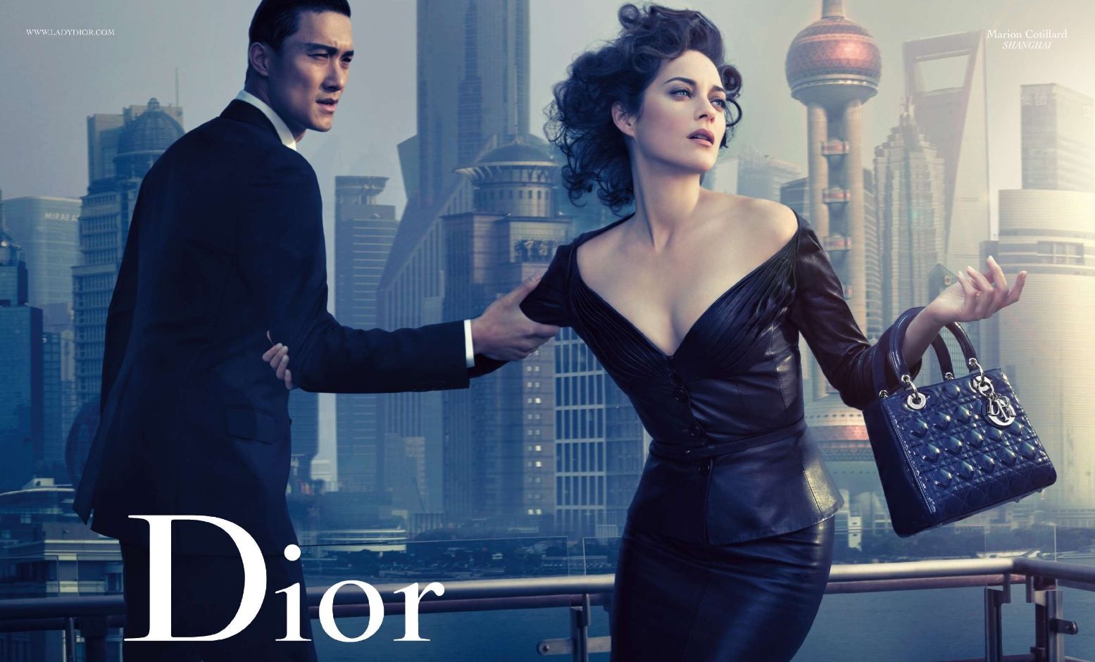 ladydior-shanghai-advert