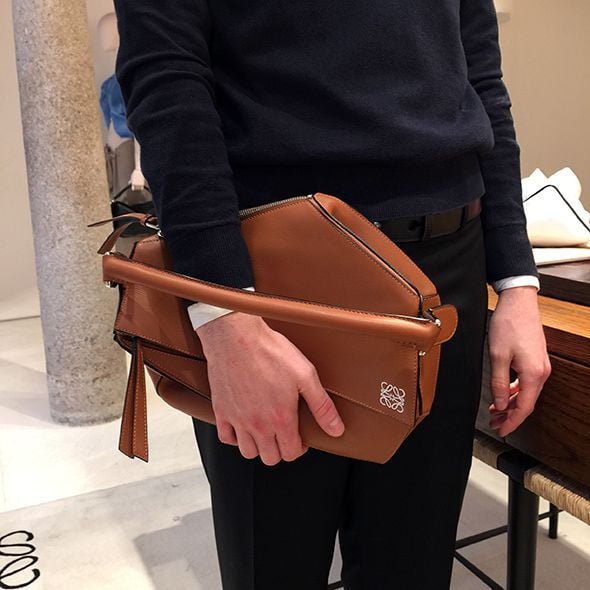 loewe puzzle bag ways to wear