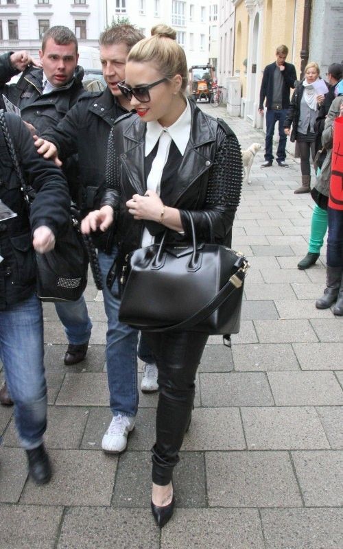 Celebrities Wearing the Givenchy Antigona Bag