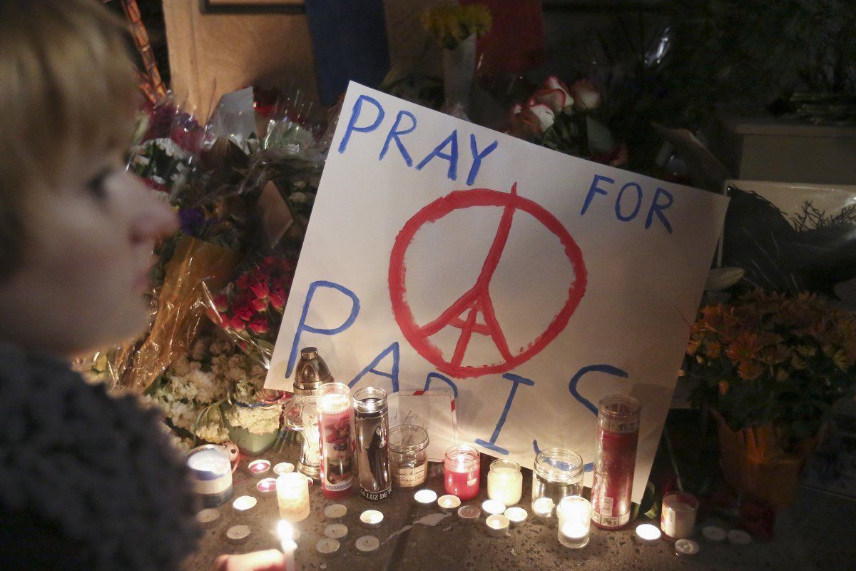 the-pray-for-paris-illustration-became-a-symbol-of-hope