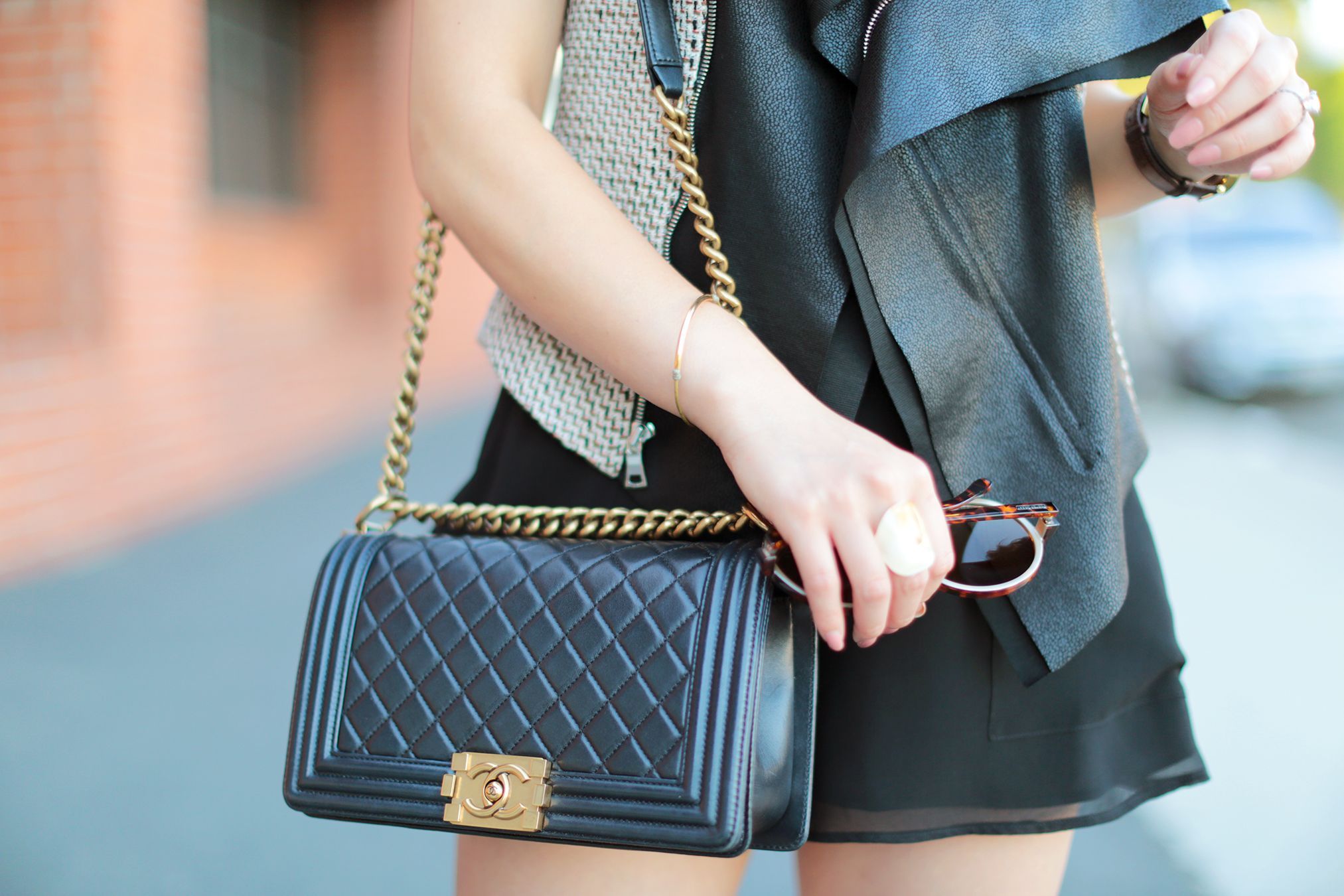 An-Dyer-wearing-Chanel-Pearly-Black-Lambskin-GHW-Old-Medium-Boy-Bag-Dogeared-Balance-Bracelet-Foster-Grant