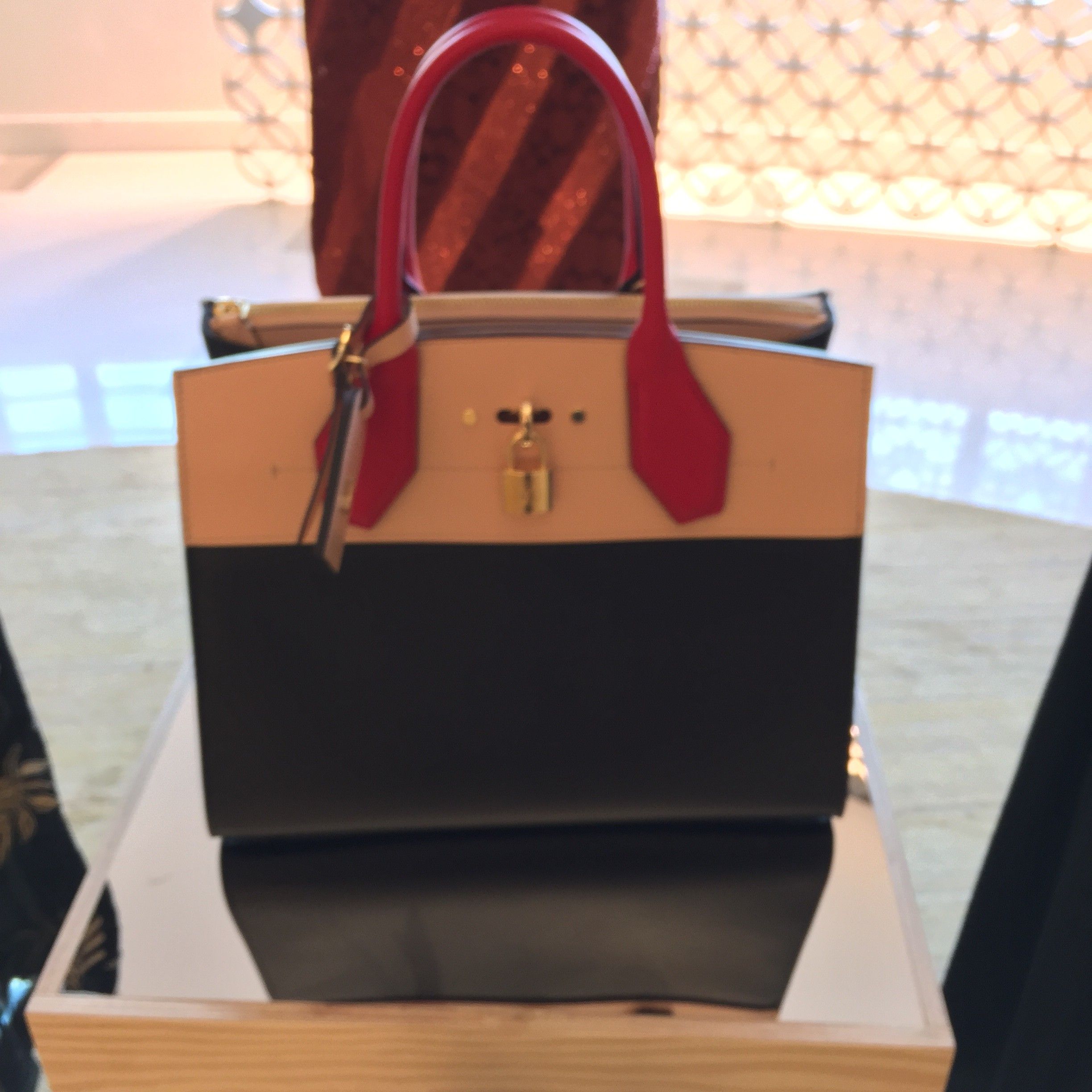 Louis Vuitton Cruise 2016 - PurseBop