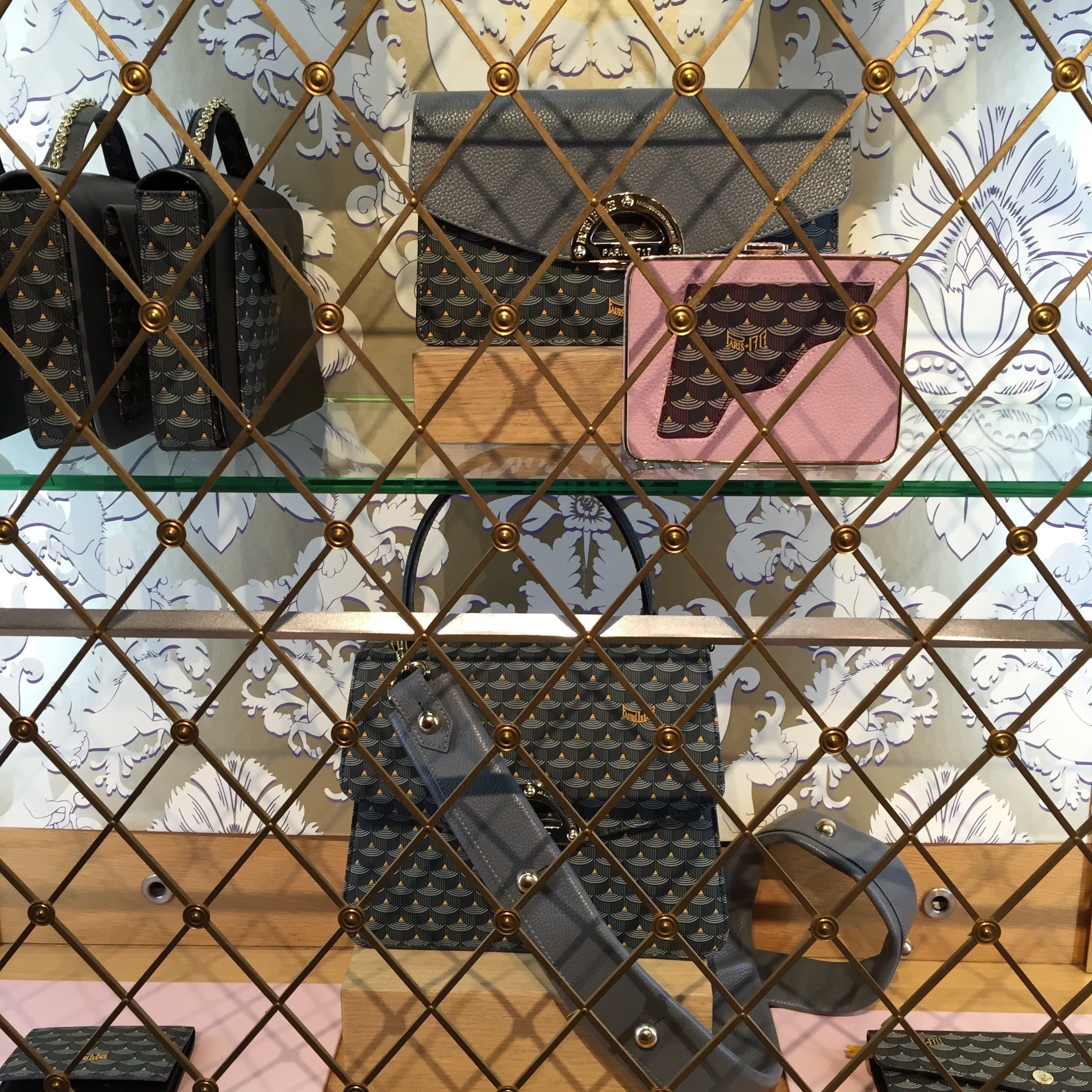 Thinking to buy a work tote bag. Which one would you choose?Goyard St Louis  or Faure Le Page Daily Battle? : r/luxurypurses