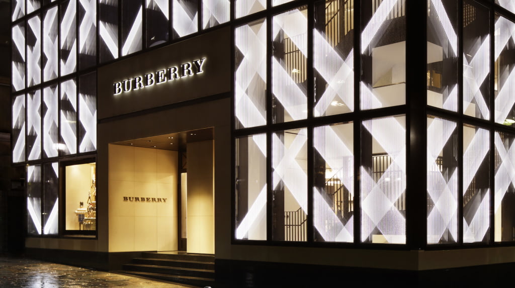 2014_STORE_IMAGES_JAPAN_OMOTESANDO_CROPPED_RGB_01_1