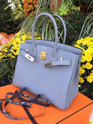 Which Hermès Gray Matches the Pantone 2021 Color of the Year? - PurseBop