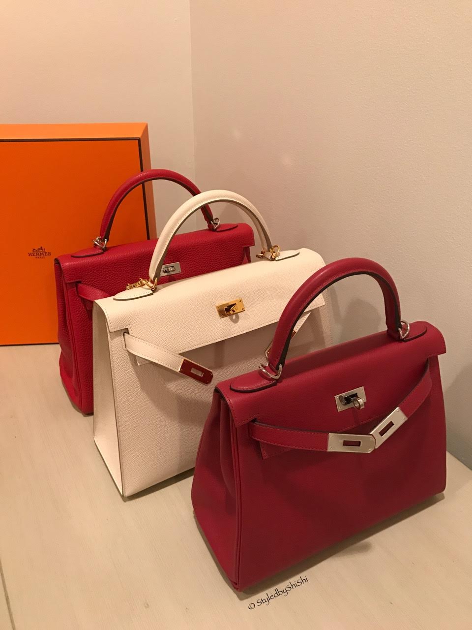 Kelly 28 evercolor Rouge Grenat or Birkin30 Rouge Casaque