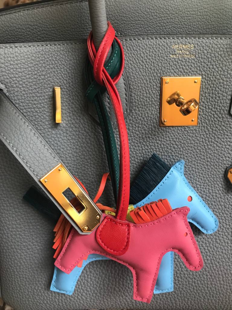 hermes rodeo pm size