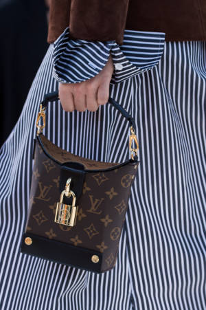 All About the Re-released LV GO-14 - PurseBop