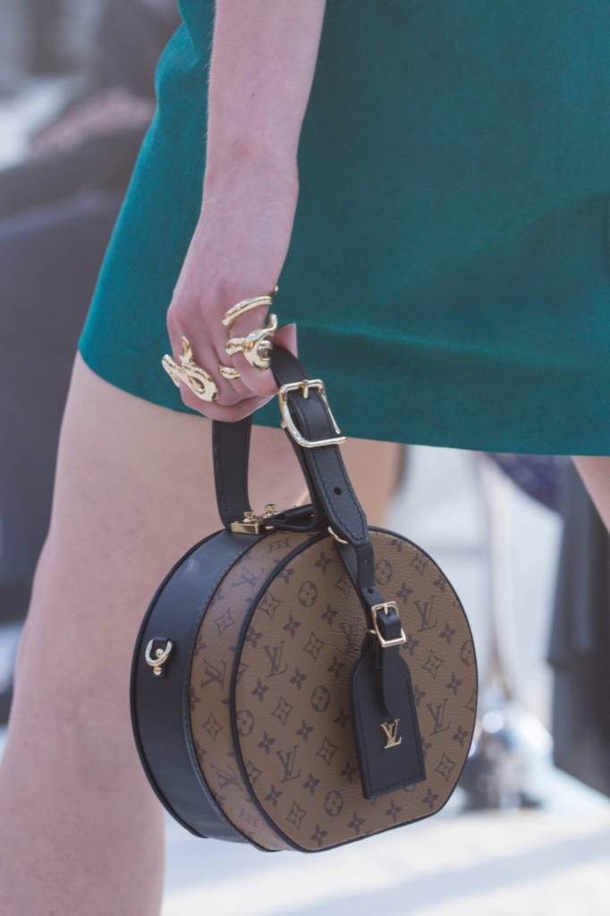 All About the Re-released LV GO-14 - PurseBop