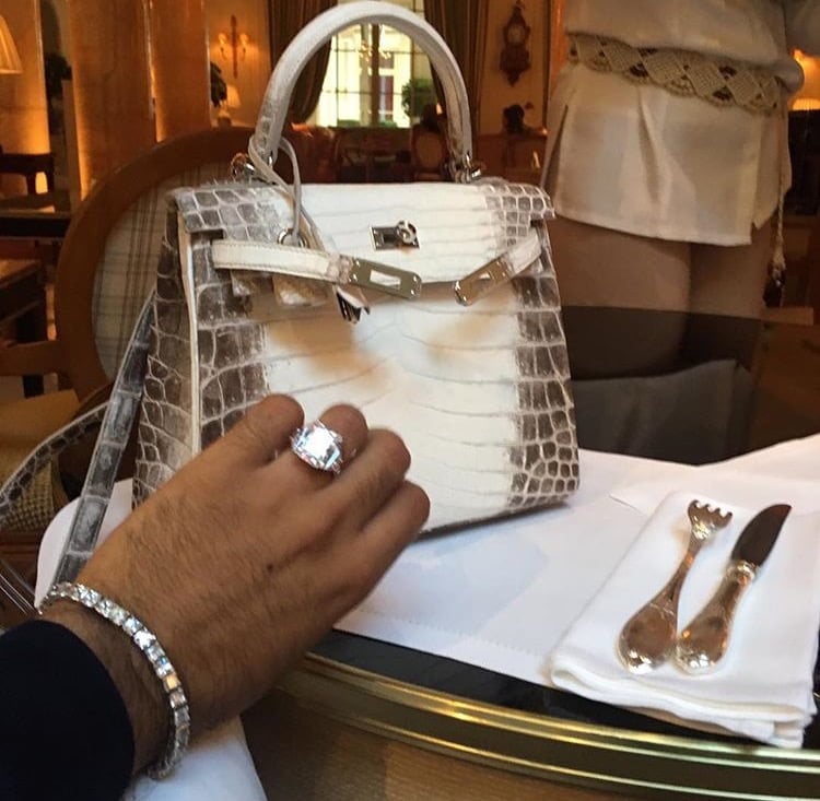 "Of my many Himalayans, my Kelly 32 in Gris Cendre is my favorite, the others are my Kelly 25, Birkin 25, Birkin 30 in white Himalayan and my Birkin 35 with diamonds in white too," says @hsixx