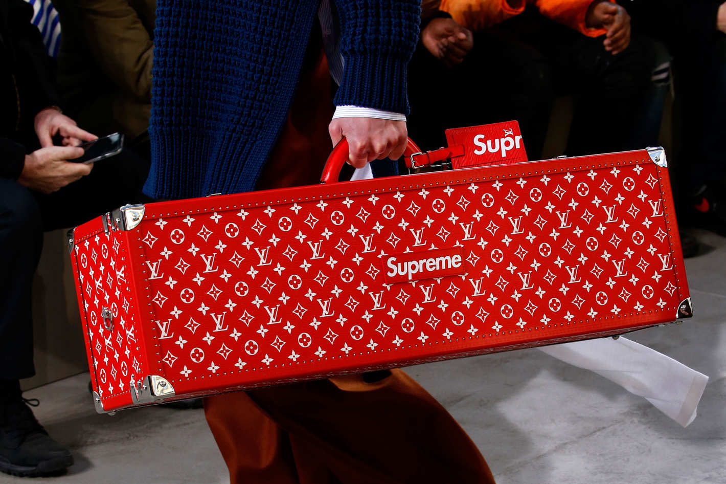 Louis Vuitton x Supreme 2017 pre-owned Danube PM Shoulder Bag