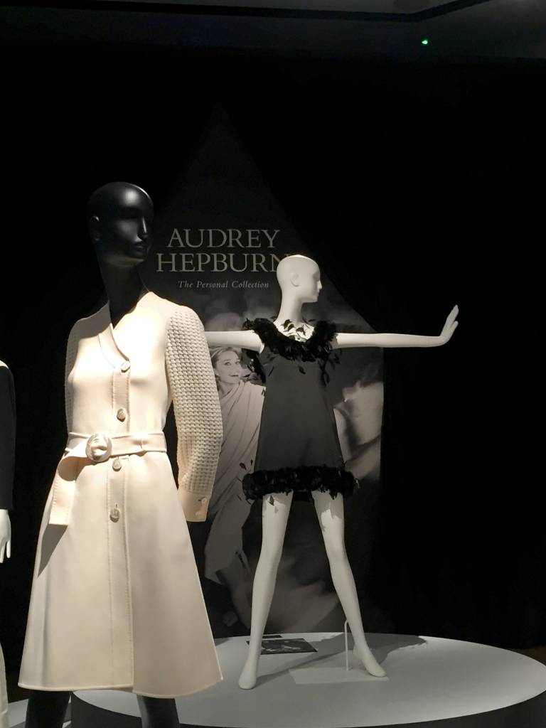 AUDREY HEPBURN, REDEFINING CLASSIC - Her personal style & handbags feat.  Givenchy, Hermes & LV 