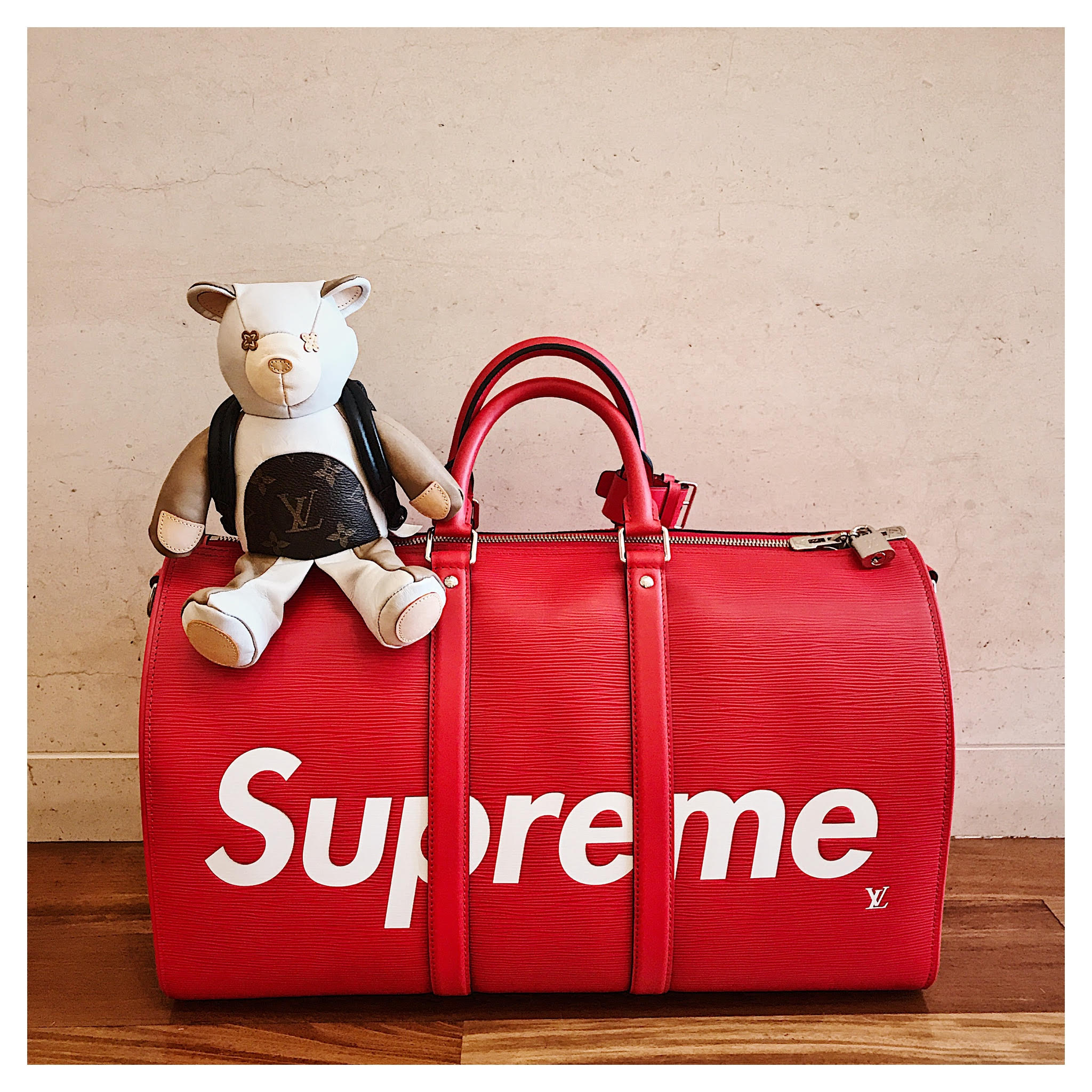 LOUIS VUITTON, MATTE BLACK SUPREME EDITION EPI SUPREME KEEPALL BANDOULIERE  55 WITH PALLADIUM HARDWARE, Luxury Handbags, 2020