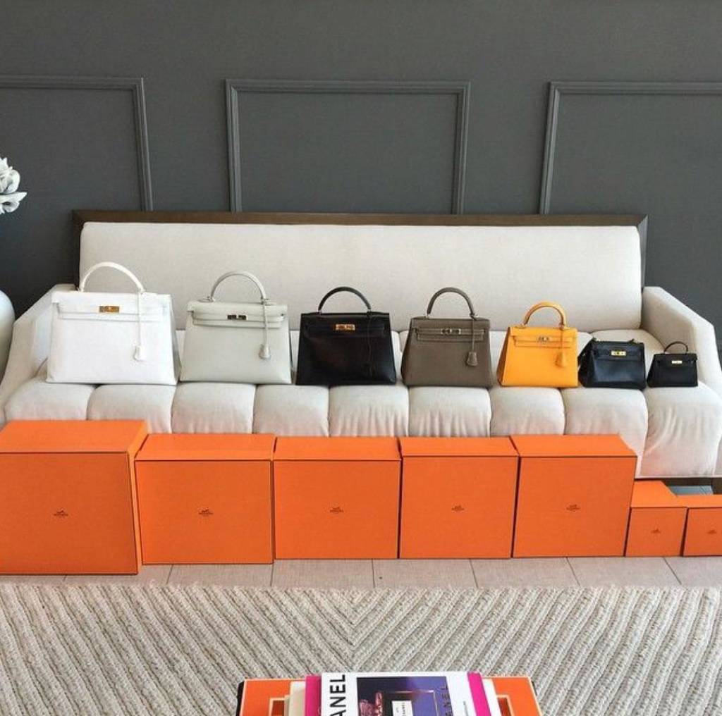 Dear PurseBop: What is the Best Shoulder Strap Length on a Hermès Mini Kelly  to Wear it Crossbody??