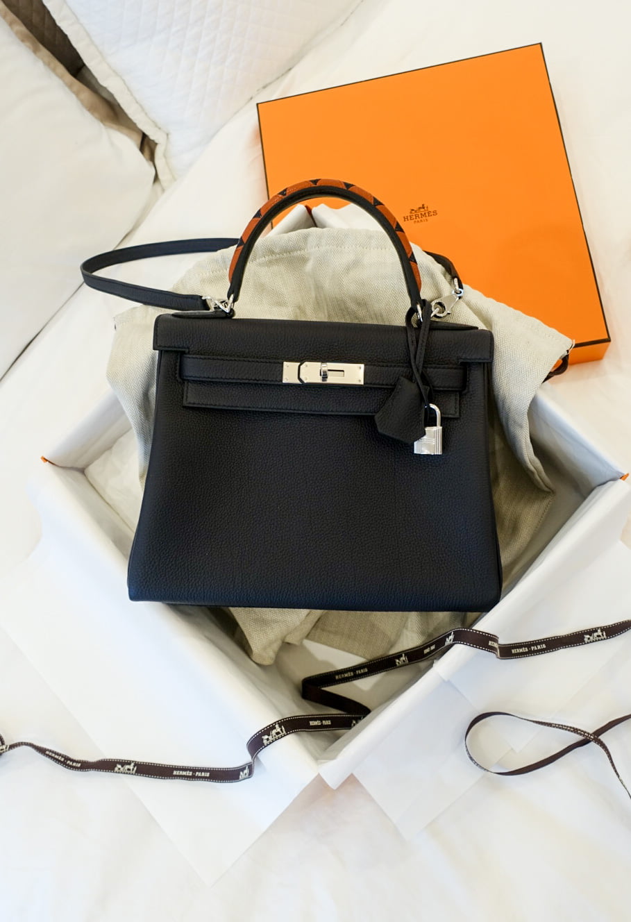 The New Hermès Kelly Messenger Bag is Here - PurseBop