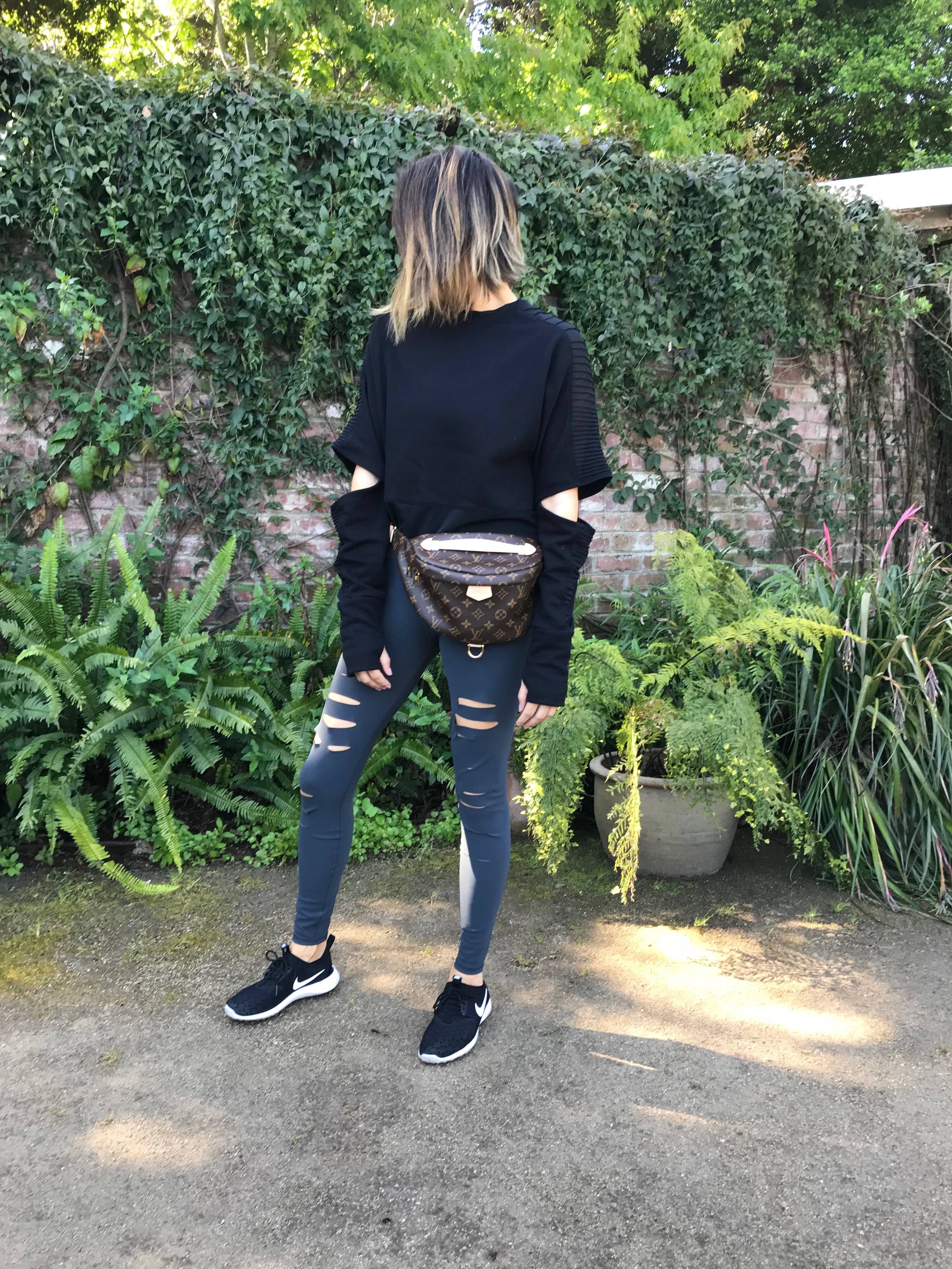 Ob Bumbag, Fanny Pack oder Waist Bag - die Bauchtasche ist wieder