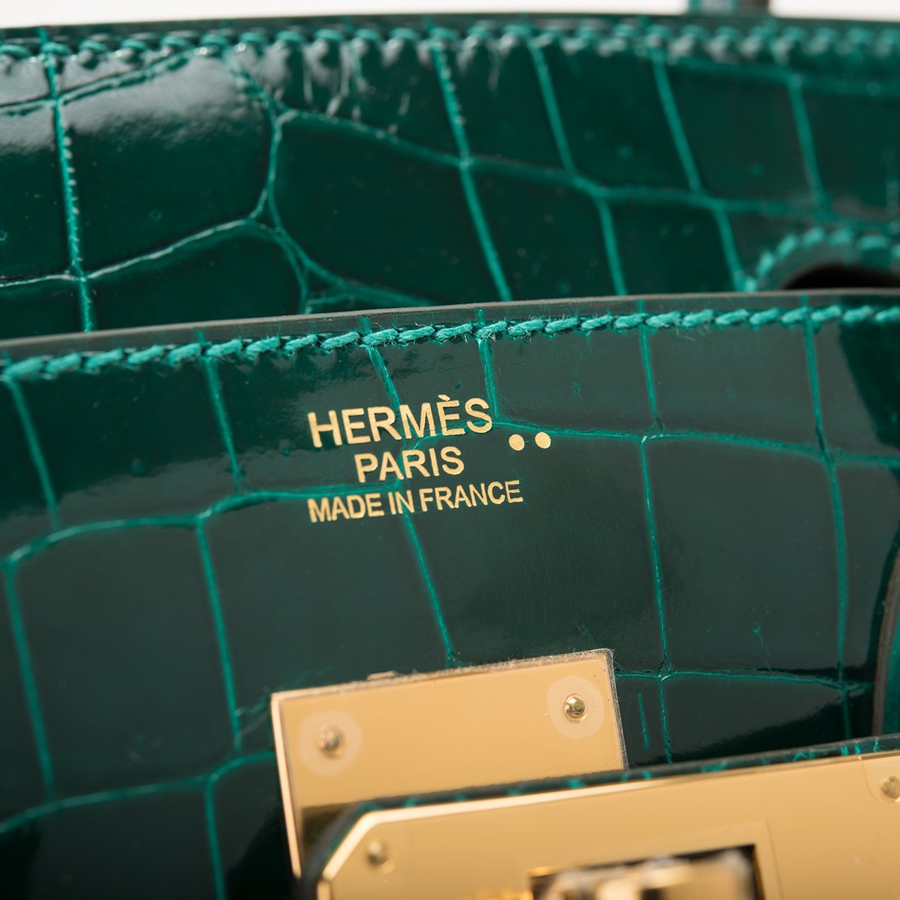 Hermes-stamp-emerald-croc - PurseBop