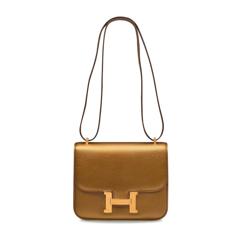 Hong Kong tycoon auctions 77 handbags, including 6 diamond Hermès