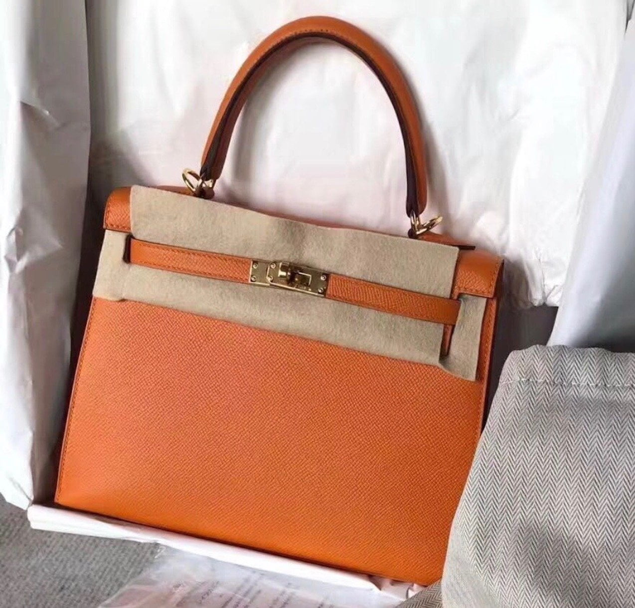 hermes apricot color