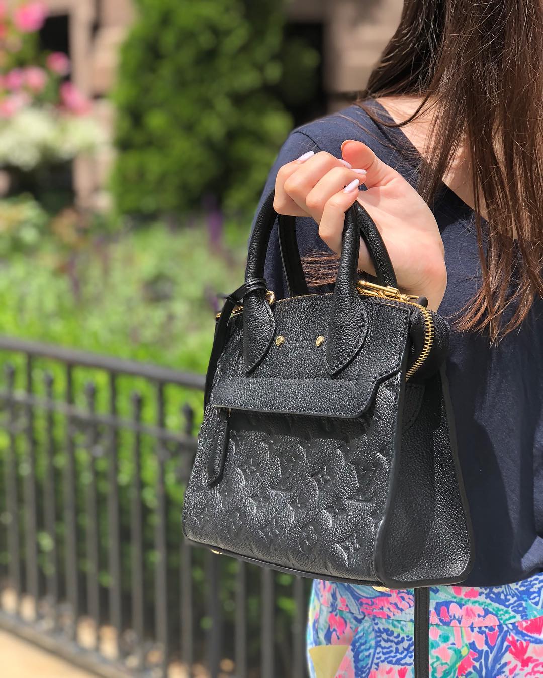 A Guide to Black Bags in Every Price Range - PurseBop