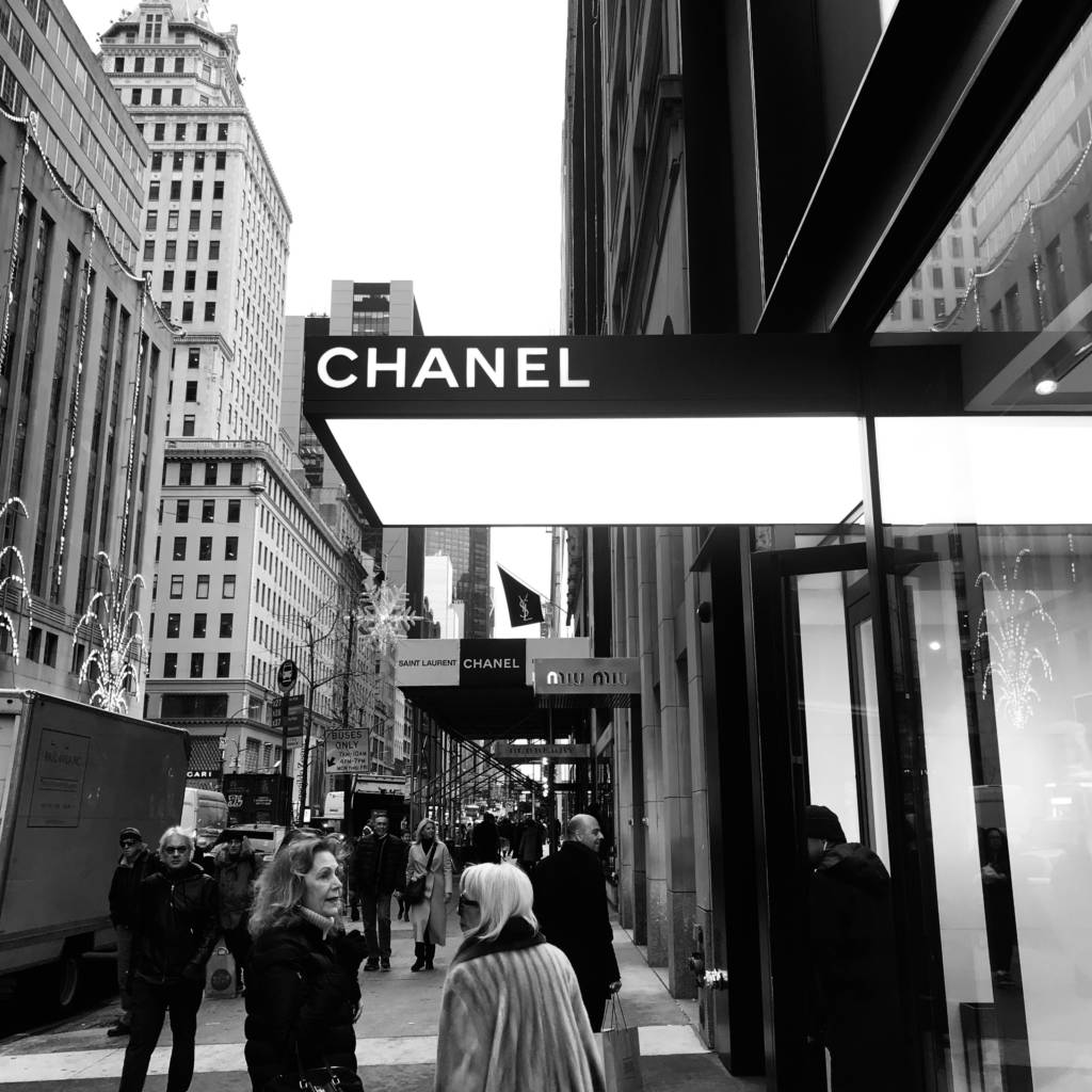 Chanel boutique in Manhattan, New York City, USA Stock Photo - Alamy