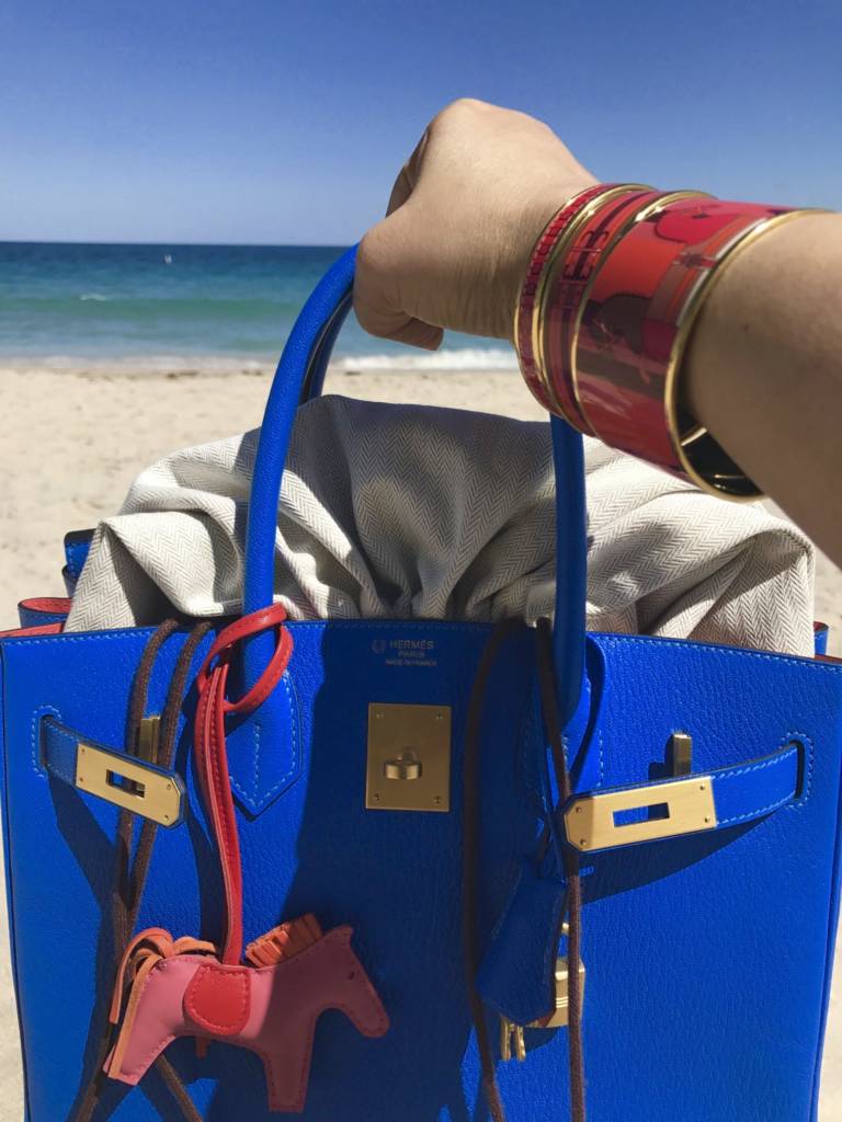 nioly carried #Hermes birkin touch 25 bleu royal matte alligator