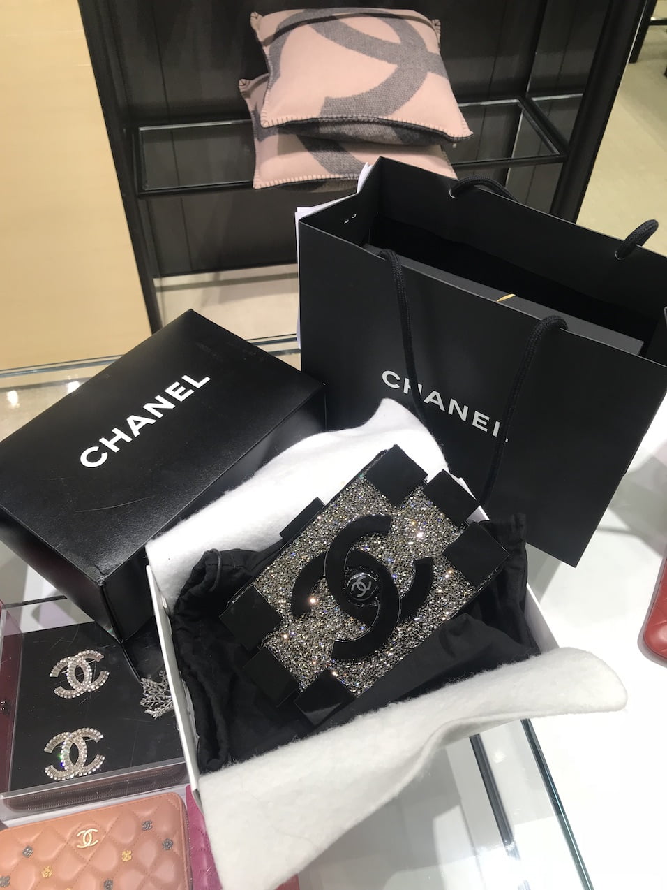 chanel mini shopping bags