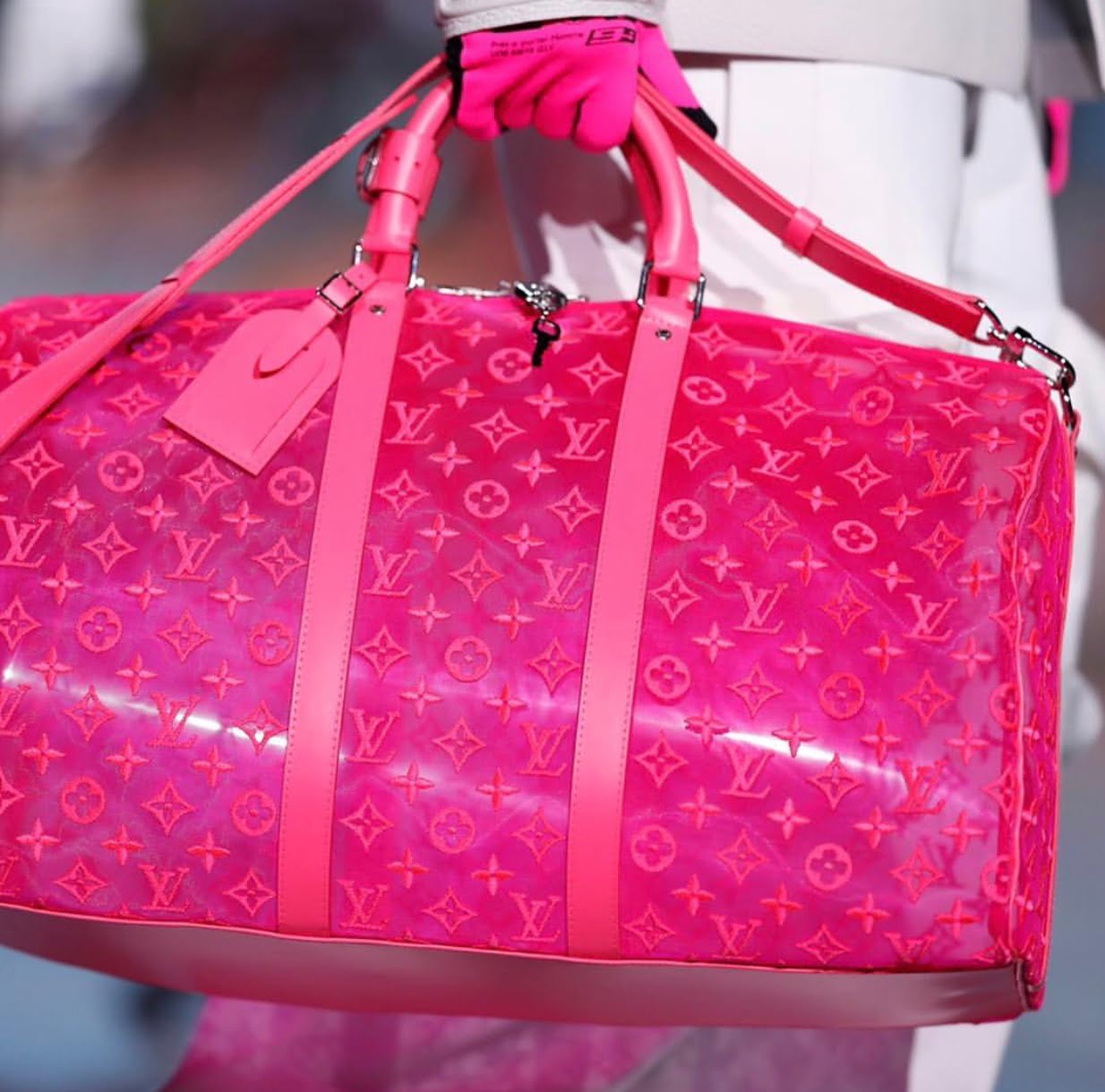 louis vuitton hot pink bag