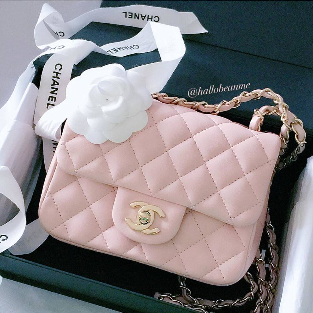 How about the price of the French Chanel Mini CF AS2431 flap bag on the official  website of China?