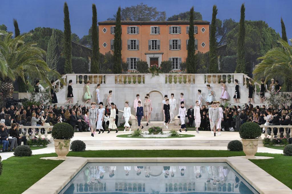 Chanel Cruise 2019-20 Is On Track - PurseBop