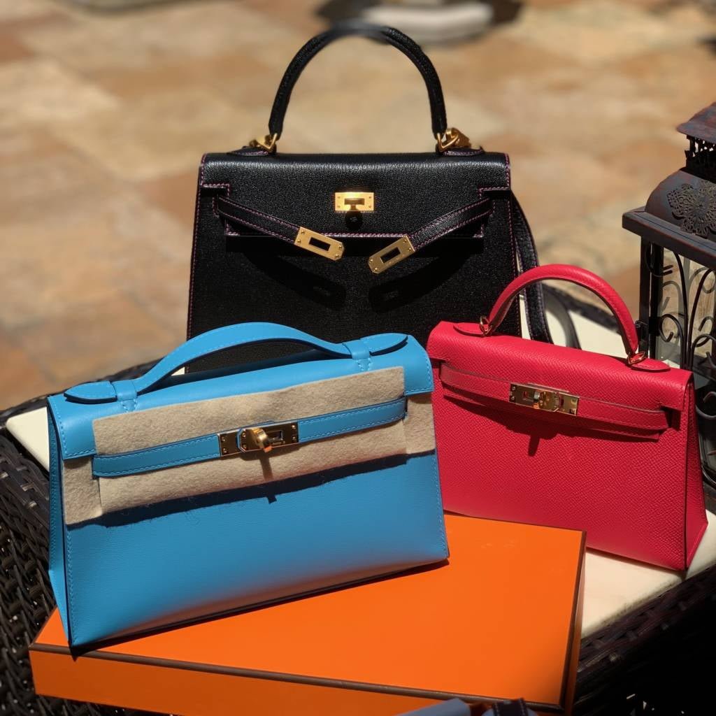 A Brief Introduction to the Hermes Kelly Pochette