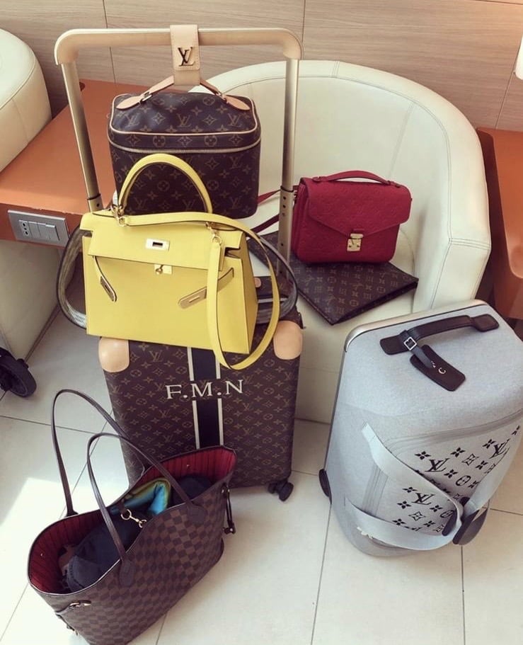 Packing for a Week in the City  Vintage louis vuitton handbags