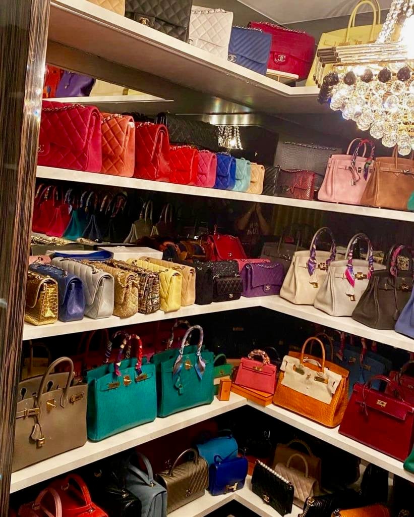 bag collection closet