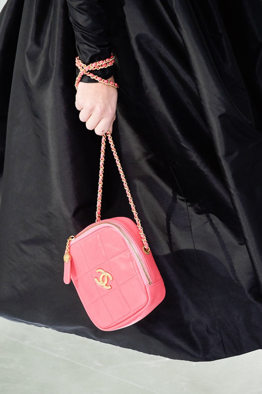 A peek into Chanel's Fall 2020 Handbag collection.