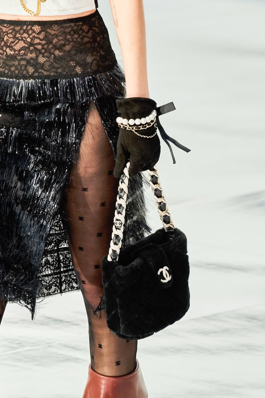 A peek into Chanel's Fall 2020 Handbag collection.