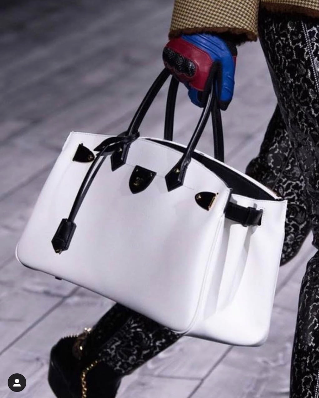 25 Giftable Designer Bags Without The Chanel Price Tag - The Mom Edit