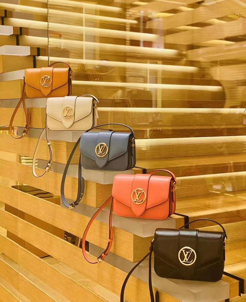 Louis Vuitton Release Their New Chic Bag LV Pont 9