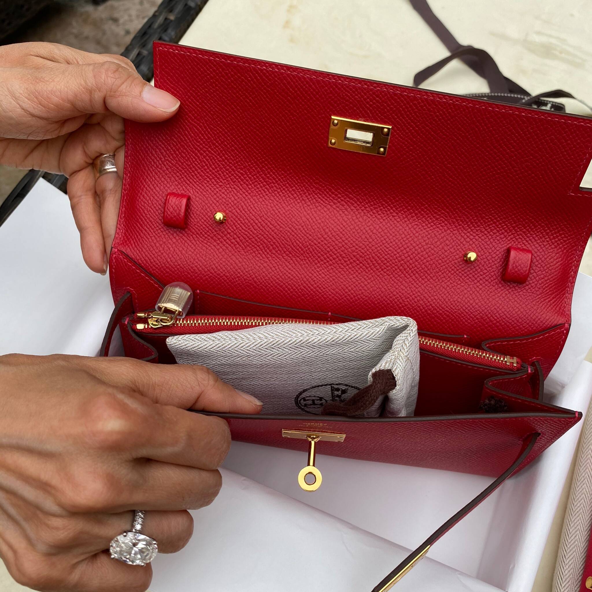 CloseUp Interview with The New Hermès Kelly To Go Wallet PurseBop