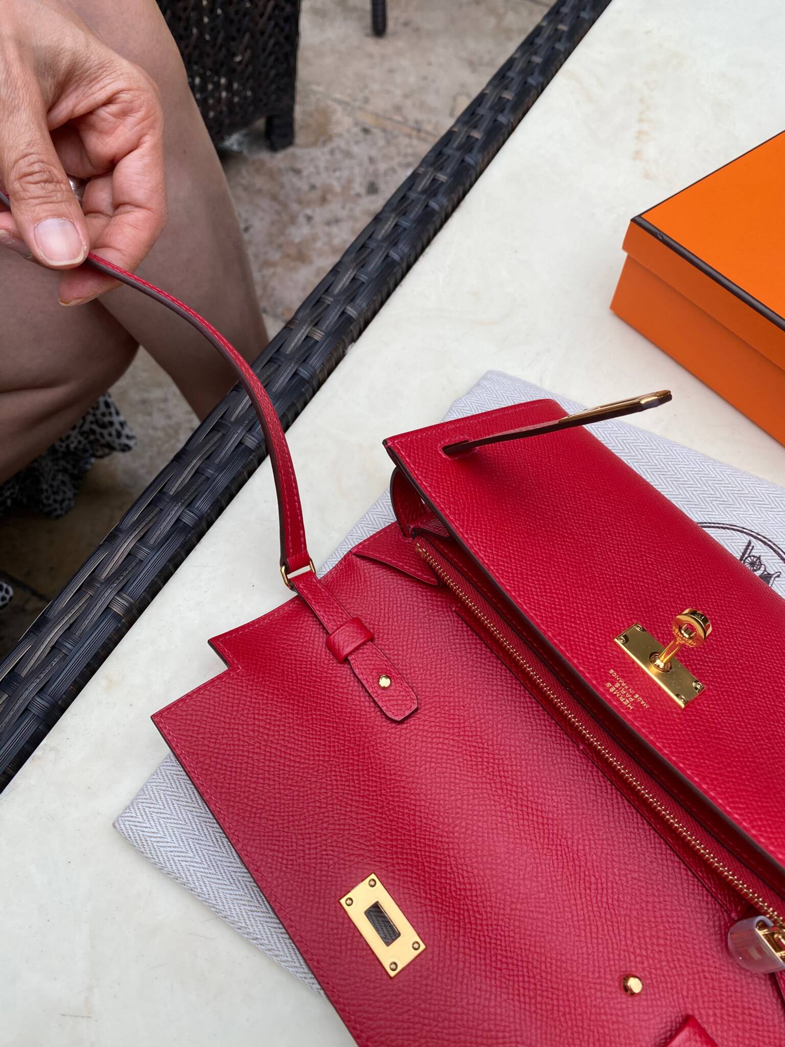 CloseUp Interview with The New Hermès Kelly To Go Wallet PurseBop