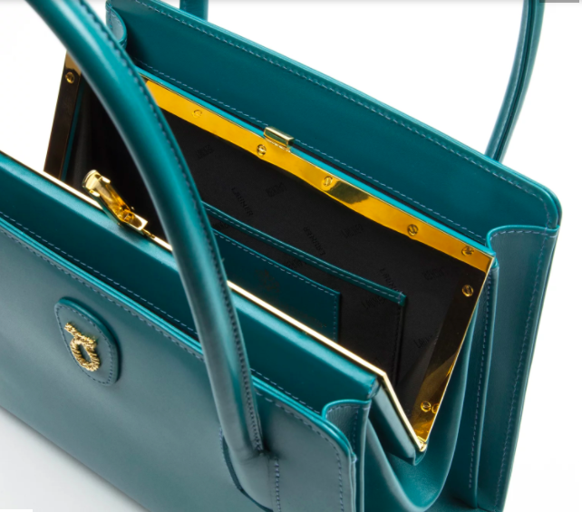 Queen Elizabeth's Loyalty to Launer Handbags - PurseBop