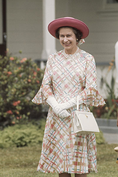 Queen Elizabeth's Loyalty to Launer Handbags - PurseBop